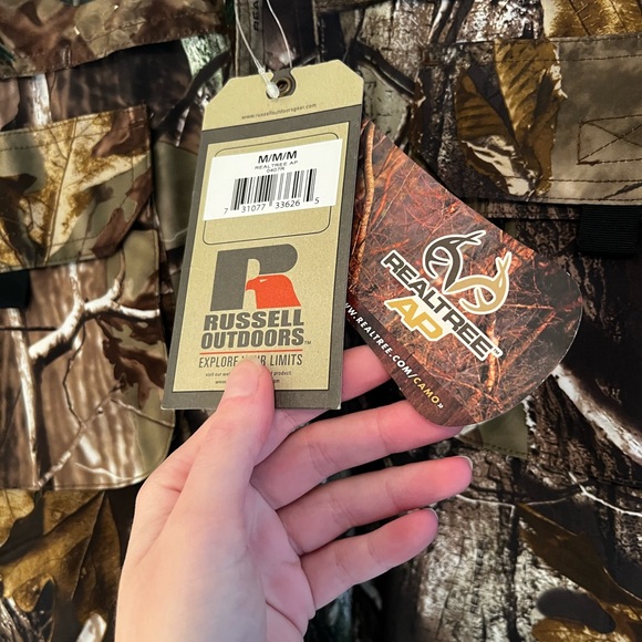 CLEARANCE NWT Men’s M Russell Outdoors Dri-Power Lightweight Button Down Shirt - Picture 13 of 13